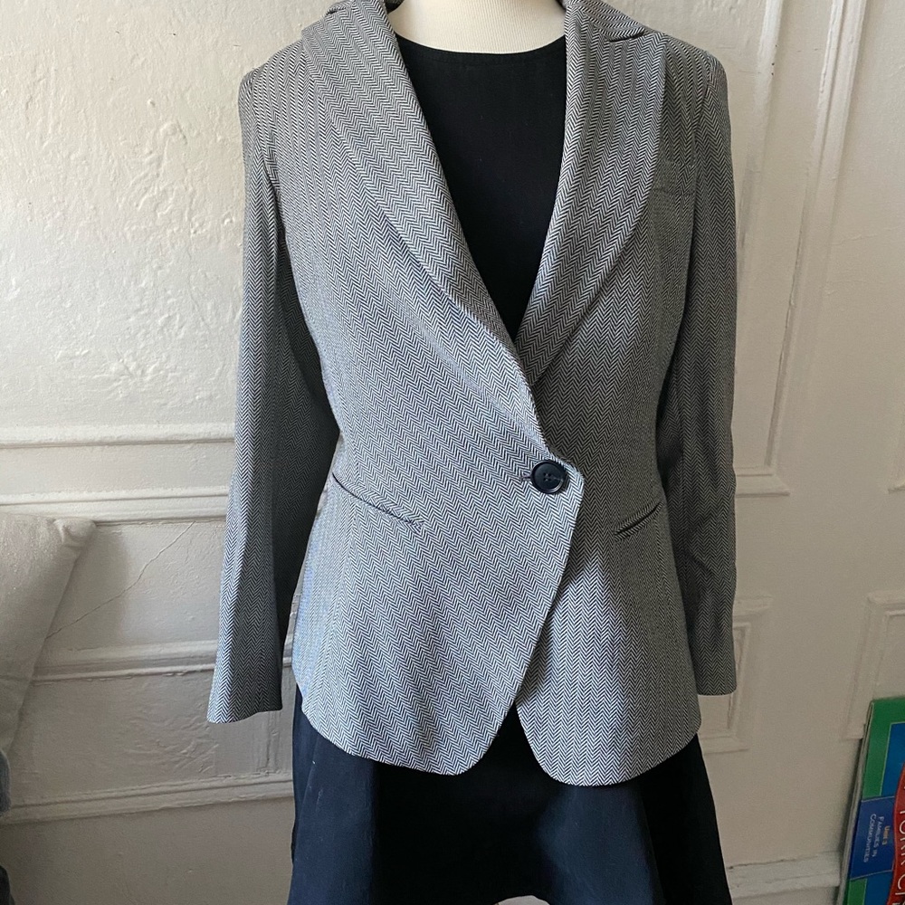 Lafayette 148 100% wool jacket